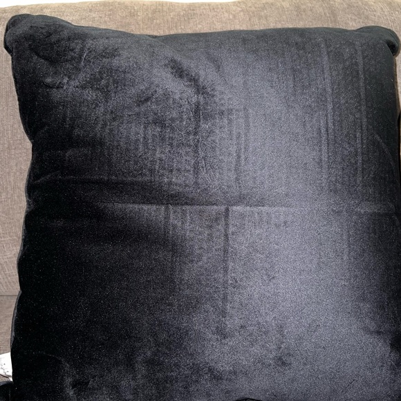 NWT 2022 release 🎃 Gnome BOO Throw Pillow 20” Orange 🍂 Fall Halloween - Picture 2 of 5